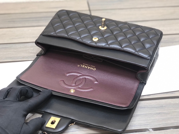 シャネルバッグレプリカ着用イメージ